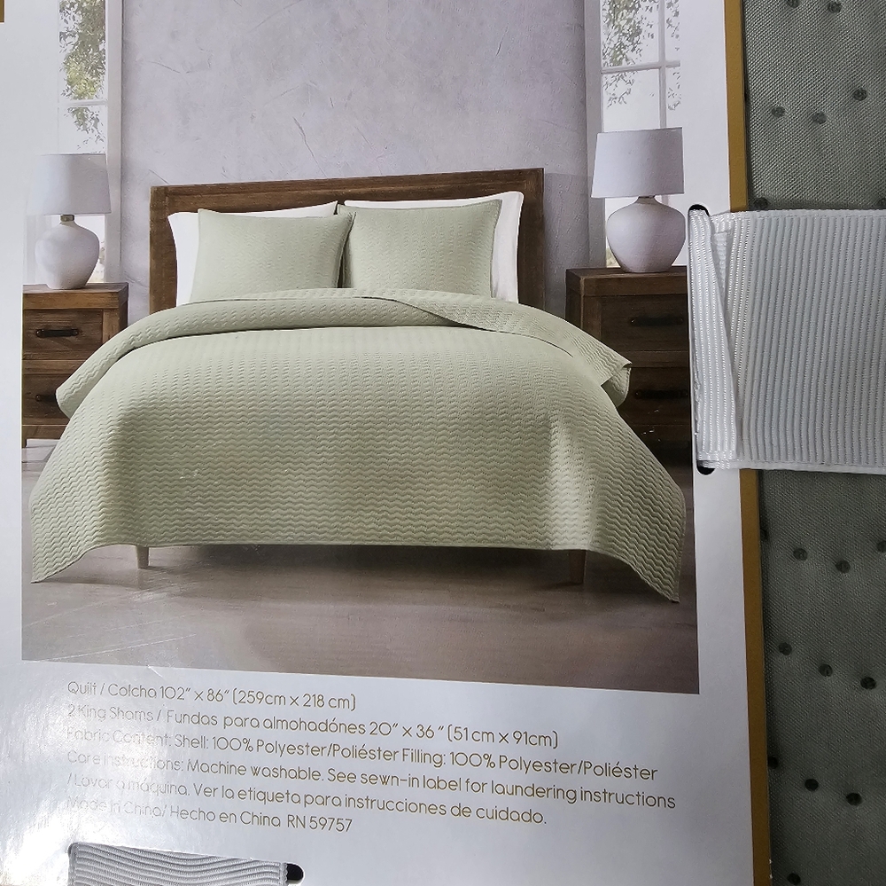 3PC Quilt Set - Picture 3 of 3